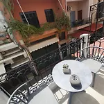 Metropolitan Pearl Boutique 4*