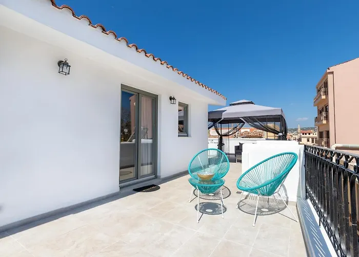 Metropolitan Pearl Boutique ハニア