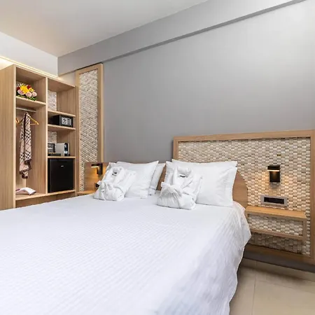 Metropolitan Pearl Boutique 4*