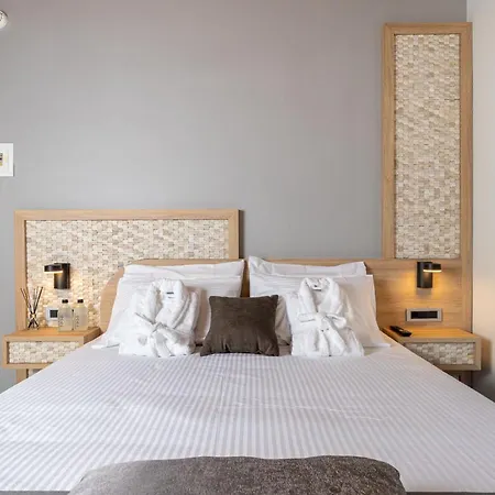 Metropolitan Pearl Boutique 4*