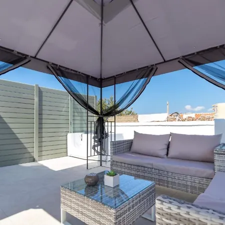 Metropolitan Pearl Boutique Szálloda Hriszí Aktí Haniá