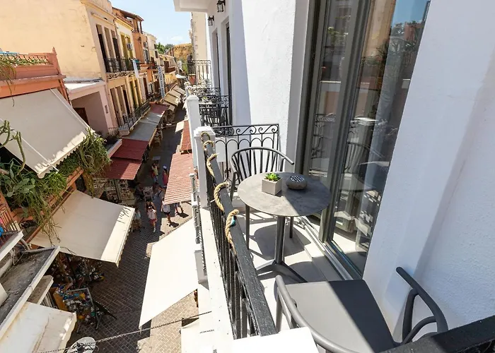 Metropolitan Pearl Boutique Hotel 4*