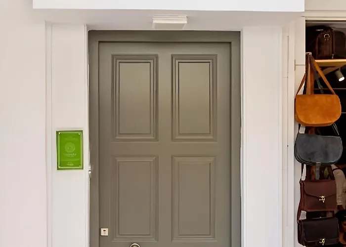 Hotel Metropolitan Pearl Boutique 4*